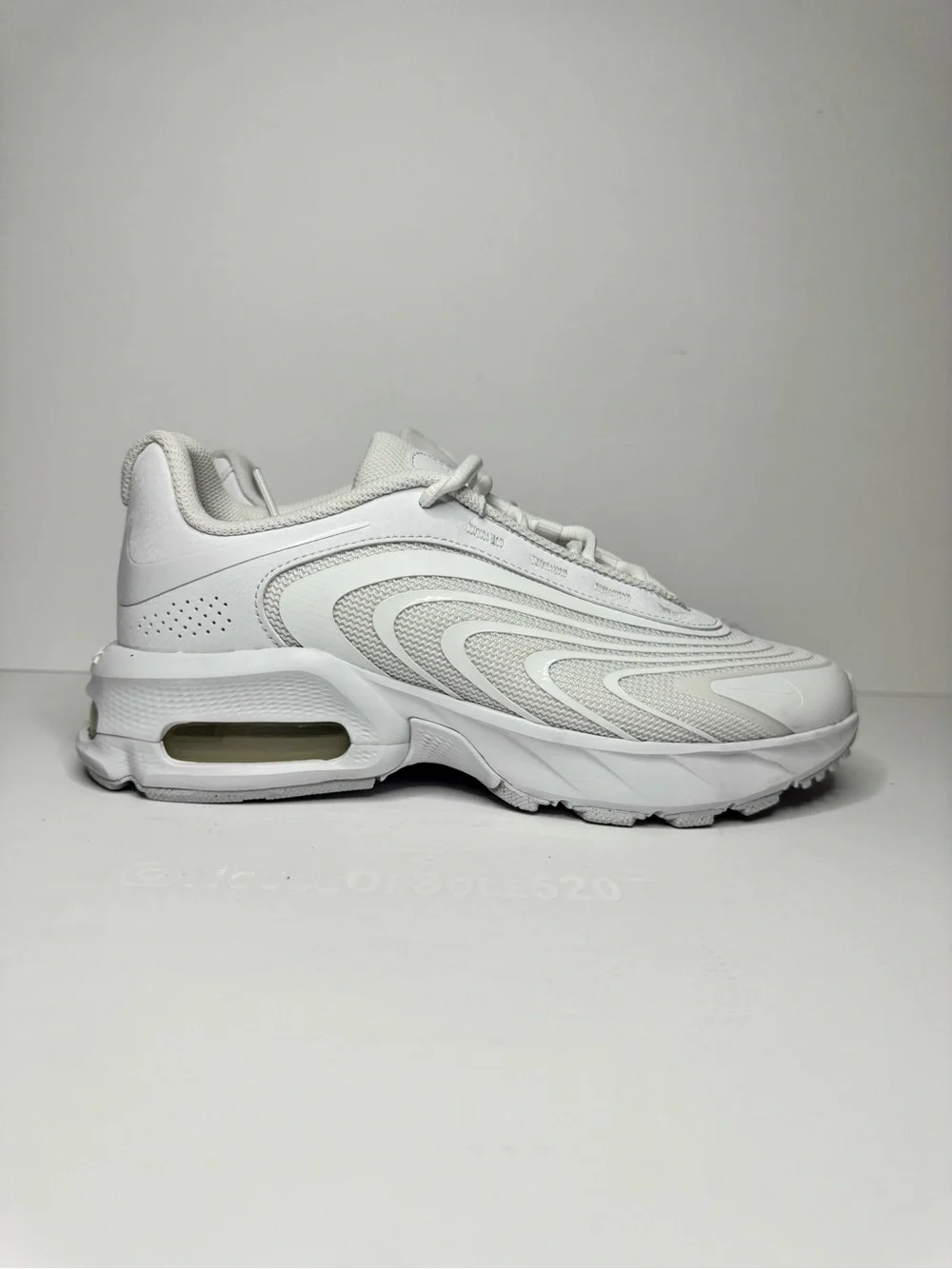 Nike Air Max Fire Size 8.5 Women